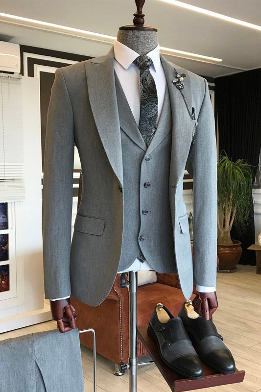 Cedric Grey Three Piece Point Lapel Formal Business Men Suit