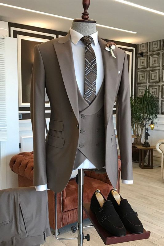 Ken Elegant Coffee Three Piece Point Lapel Slim Fit Suit