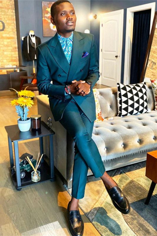 Demetrius Dark Green Pointed Lapel Double Breasted Men Suit