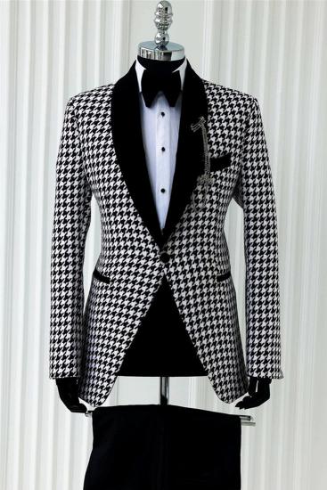 Roderick White Plaid Shawl Lapel Wedding Suits_2